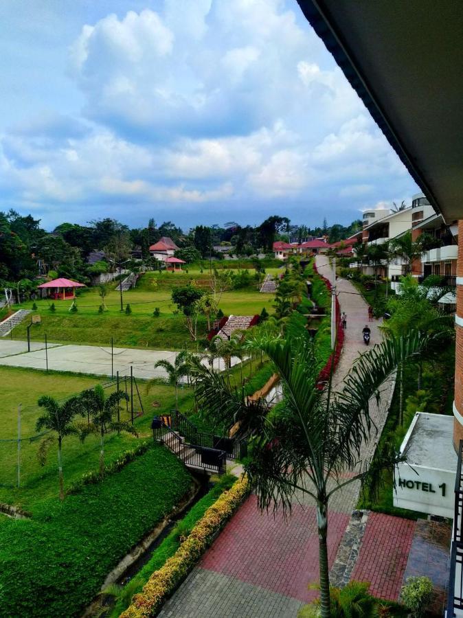 Taman Bukit Palem Resort Bogor Exterior photo